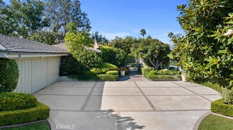 3039 capri ln costa mesa ca 92626  single family home built in 1954 that was last sold on 10/13/2021